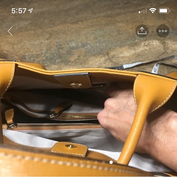 Valentino Handbag - Picture 8 of 8